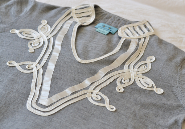 Two Bees Cashmere Gray